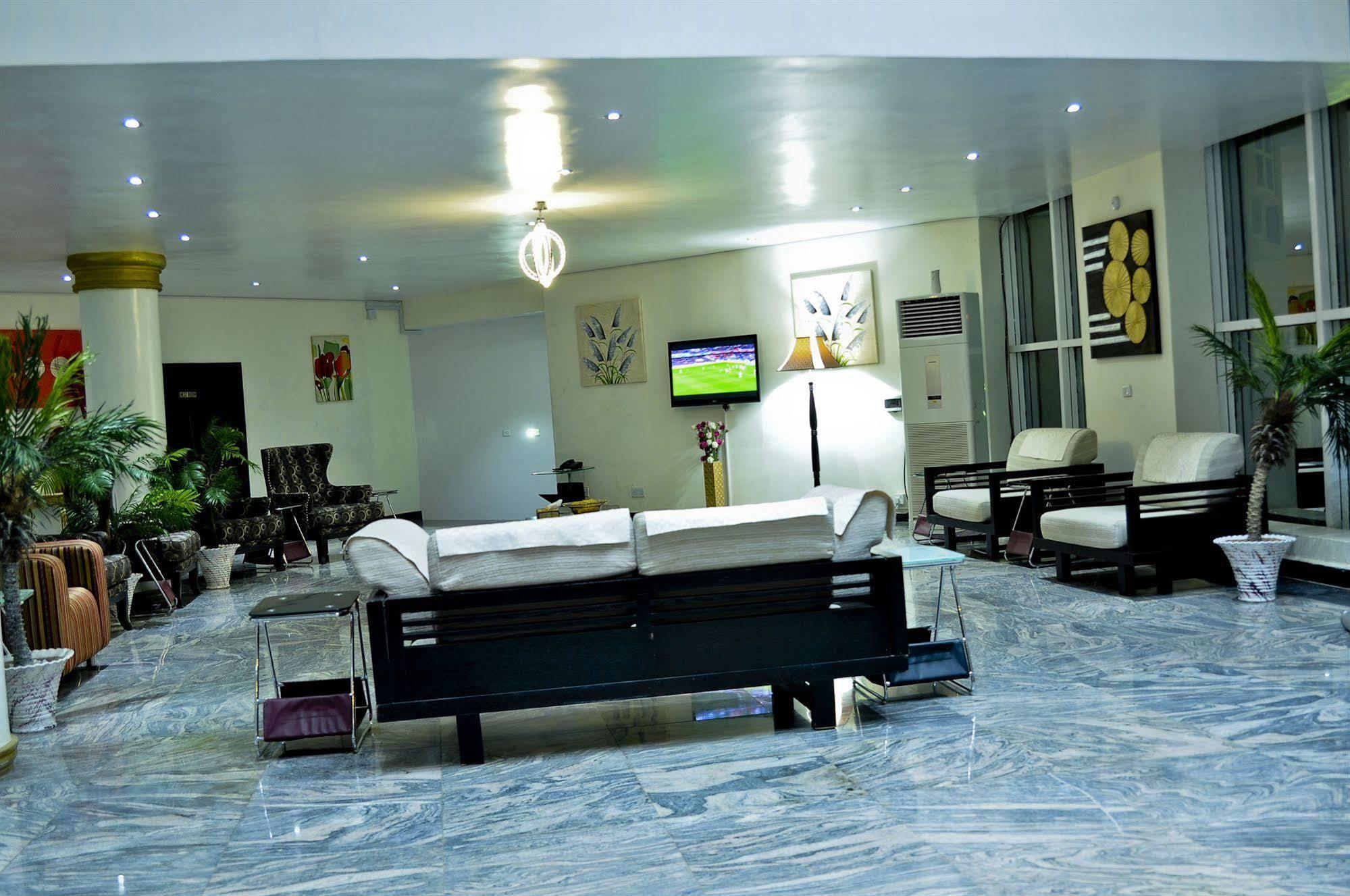 Aes Luxury Apartments Abuja Exterior photo